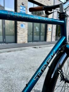 BLB Trek Mountain Track 820